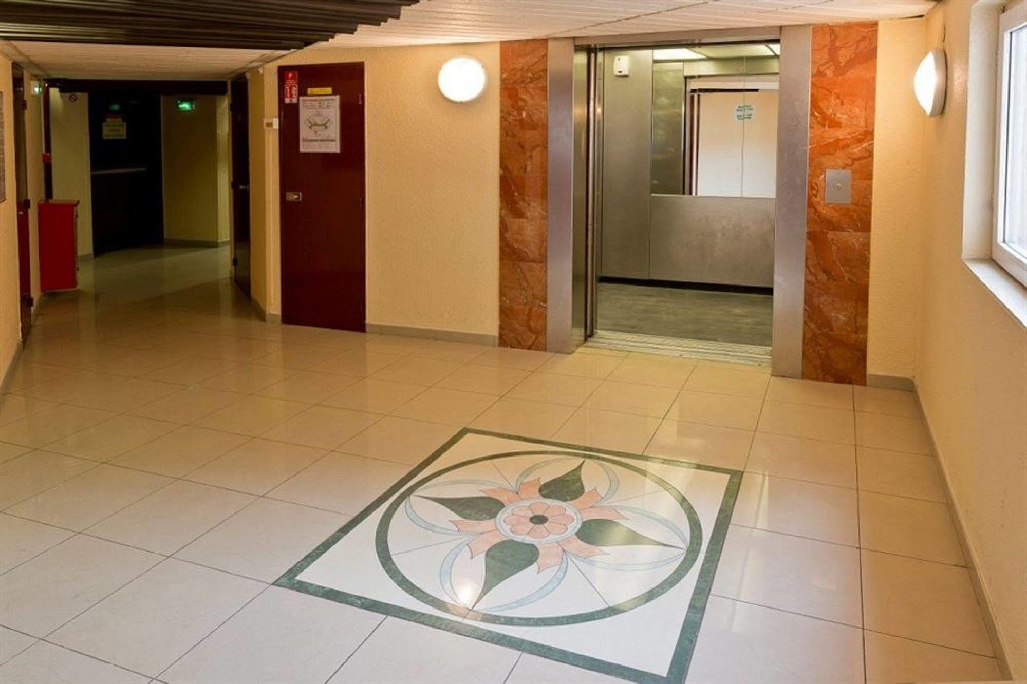 Ibis Styles Paris Hippodrome De Vincennes Hotel Joinville-le-Pont Exterior foto
