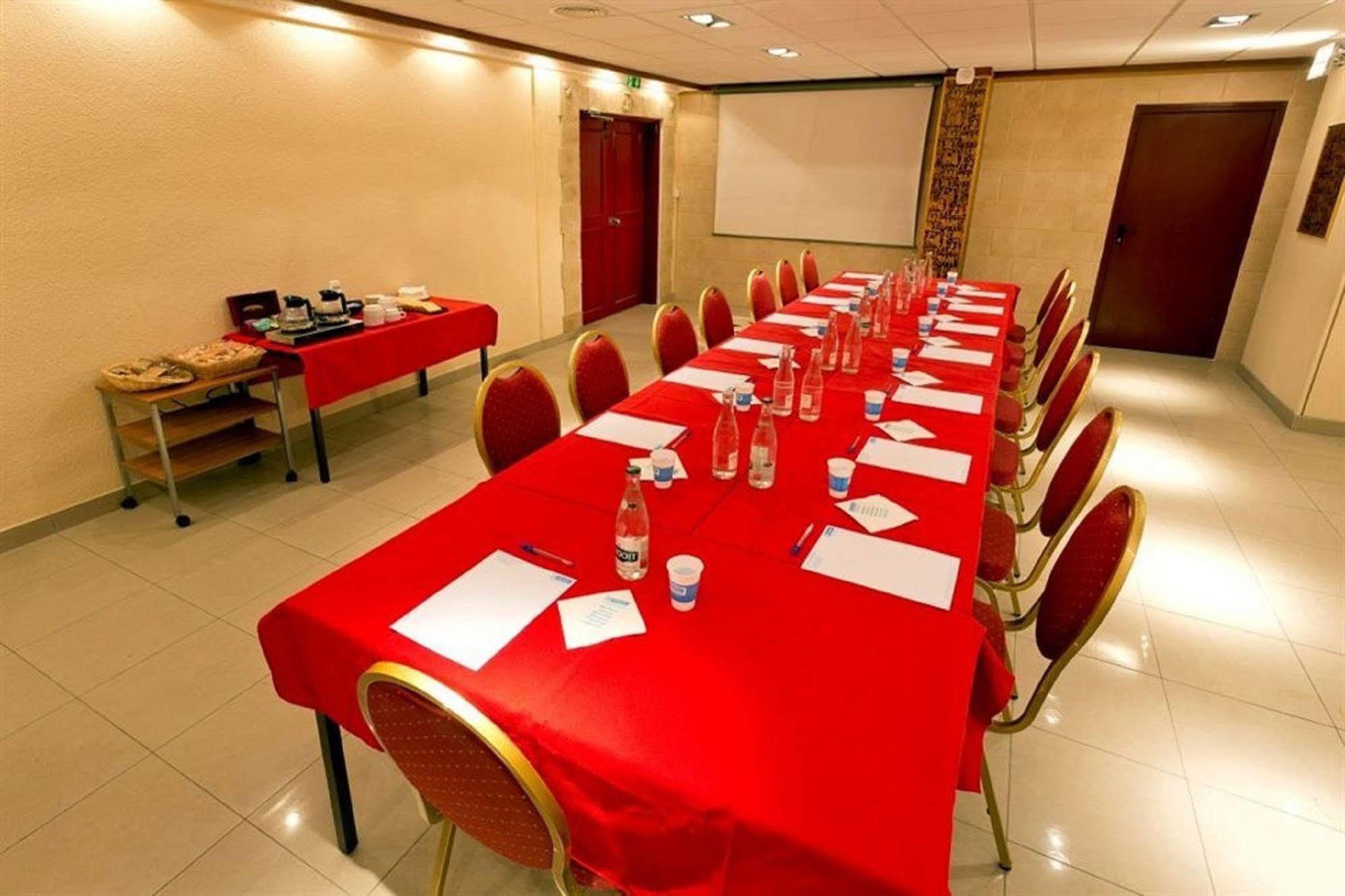 Ibis Styles Paris Hippodrome De Vincennes Hotel Joinville-le-Pont Exterior foto
